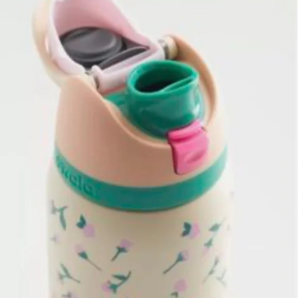 "Tea Time" Rose Floral Owala - 24 oz Freesip - Limited Edition UO Color - Picture 3 of 5